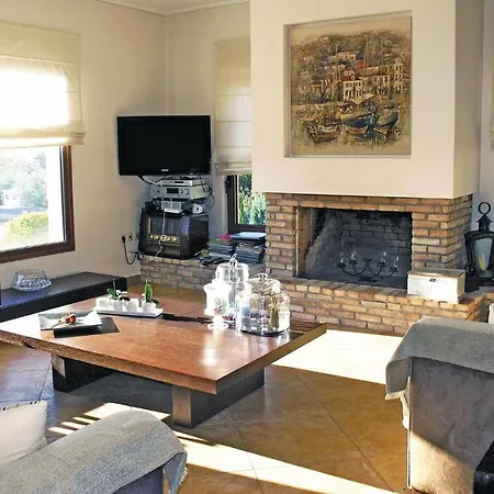 Gorgeous In Nafpaktos Holiday home Skaloma