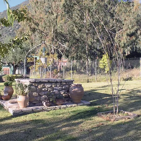 Gorgeous In Nafpaktos * Skaloma