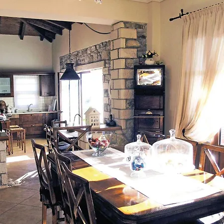 別荘 Gorgeous In Nafpaktos *